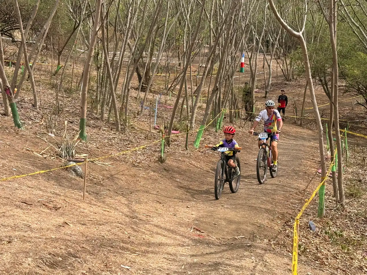 Samuel Ortiz gana la Open en el Chequeo Pro-Fondos de Yumbo — foto 19 de 24