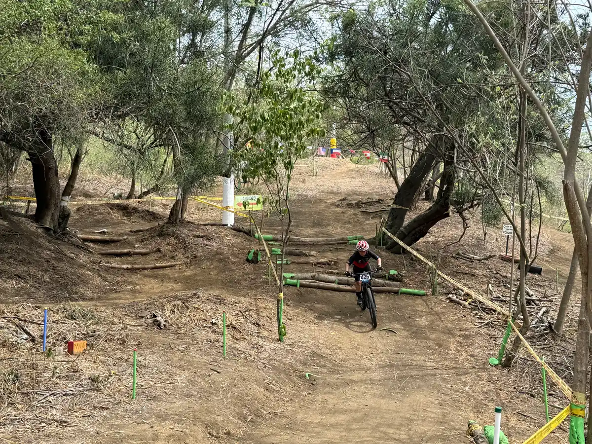 Samuel Ortiz gana la Open en el Chequeo Pro-Fondos de Yumbo — foto 13 de 24