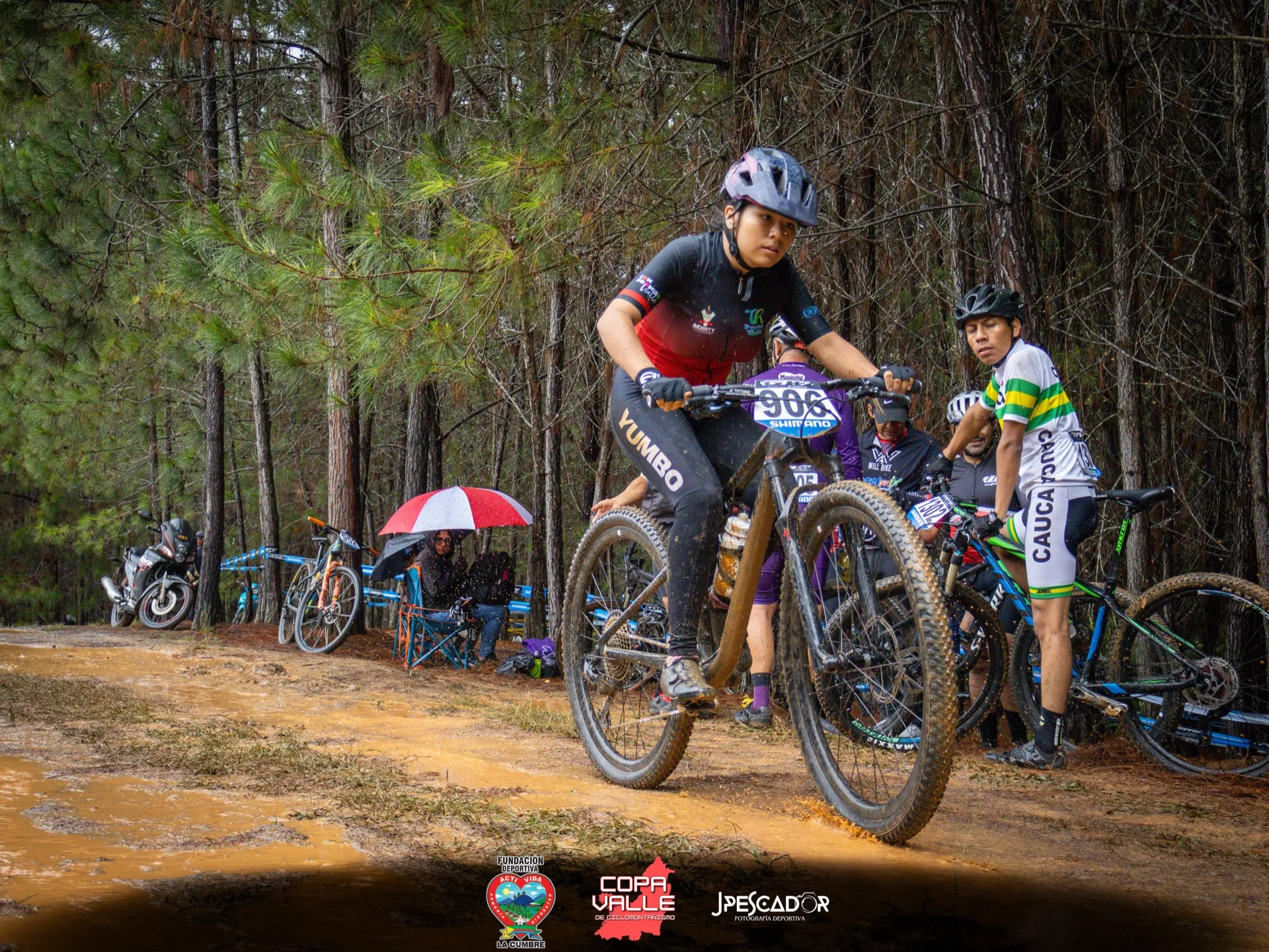 accion pista pavas 04