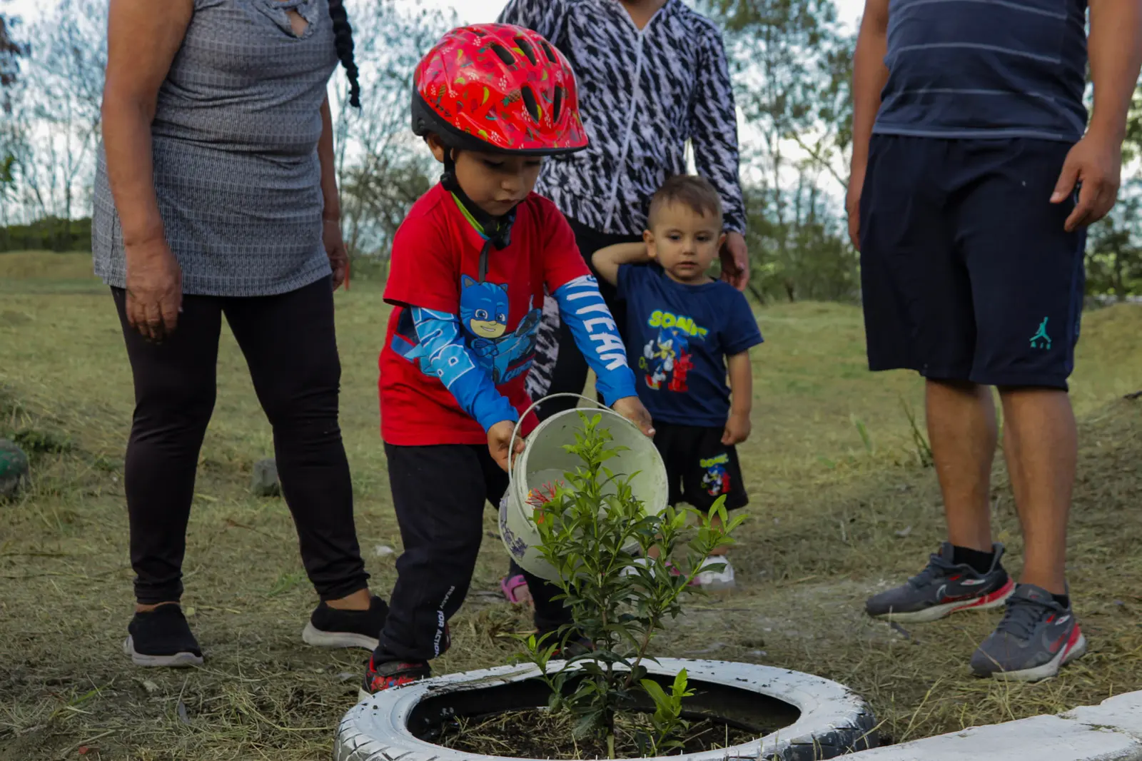 Sembratón en el Pump Track: Trocha y Ruta celebra el Día de la Tierra con 23 árboles — foto 9 de 16